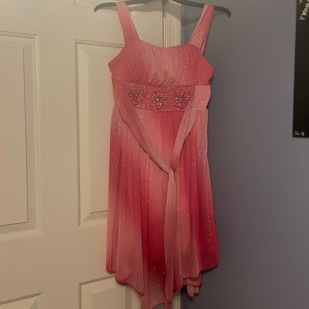 Pretty and pink! Great for a middle school dance!